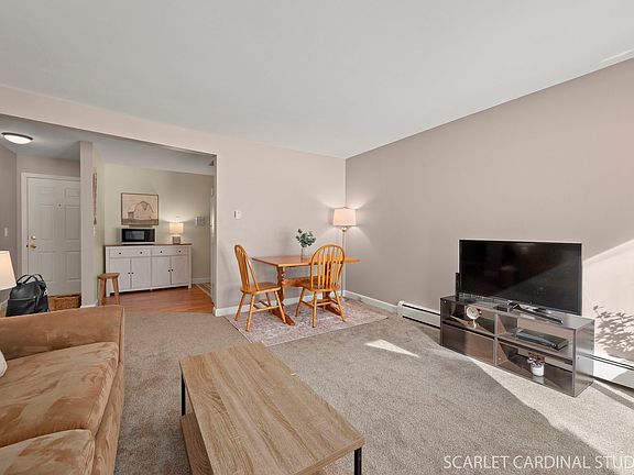 3rd image of 501 Carlysle Dr APT 6