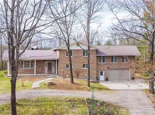 1616 Green Lake Rd, Pembroke, ON K8A6W5