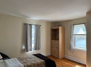 8 Leslie St #1, Stamford, CT 06902