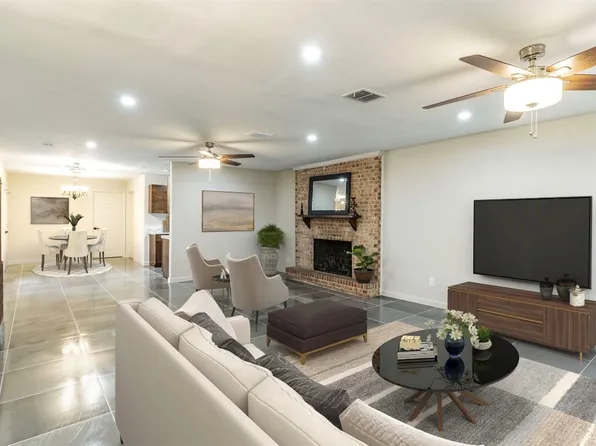 1824 W 11th St, Irving, TX 75060