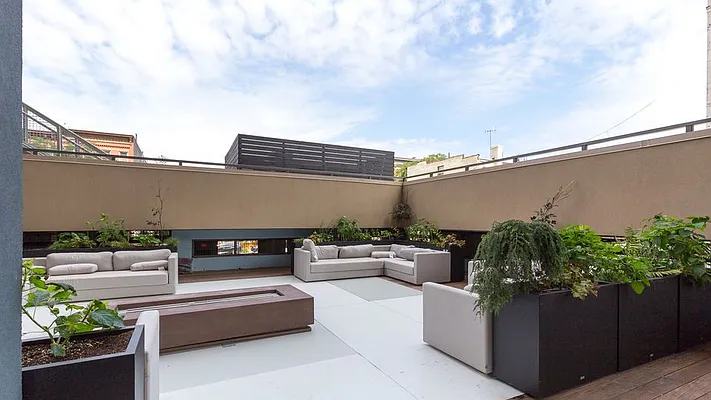 Rented by Nooklyn NYC LLC | media 85