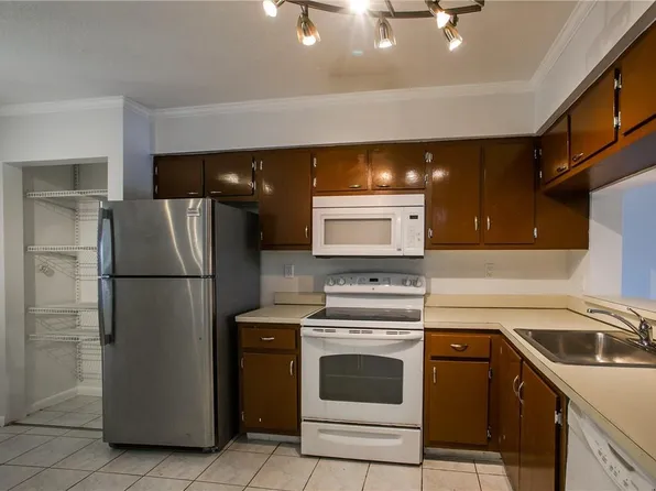 2200 S Cypress Bend Drive #308, Pompano Beach, FL 33069