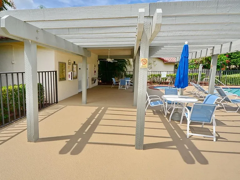 5539 Eton Ct — Photo 39