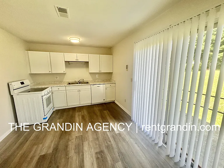2153 Mulberry St — Photo 6