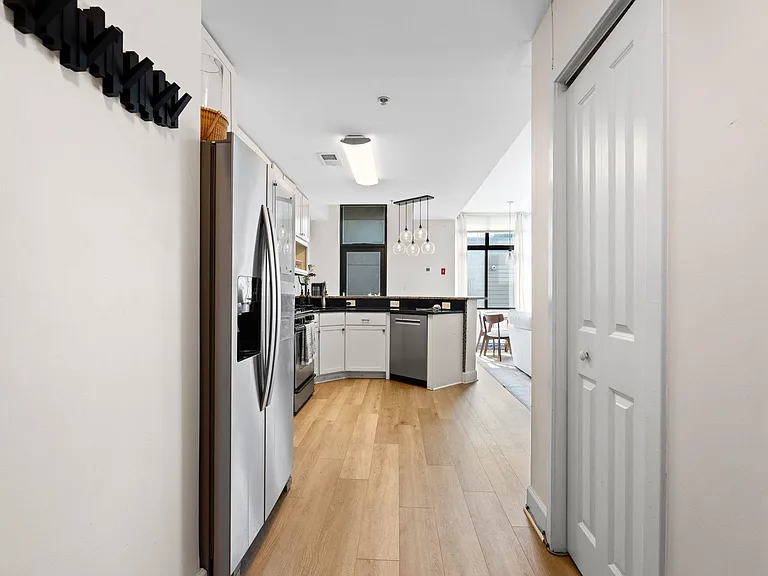 610 Newark St #7A — Photo 9