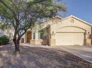 2242 N Avenida Mena, Green Valley, AZ 85614
