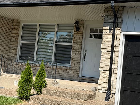 2nd image of 102 Tupper Dr