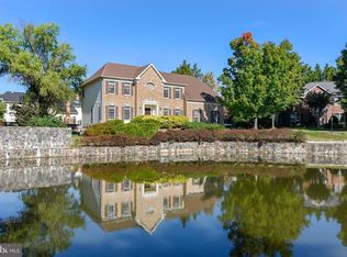 12748 Misty Creek Ln, Fairfax, VA 22033