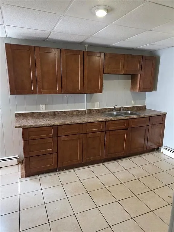 2 bed, 1.0 bath, 1026 sqft, $1,600 — Photo 2