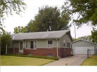 3203 S Chase Ave, Wichita, KS 67217
