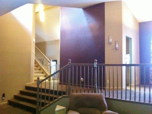 4th image of 2237 McAllister Ln