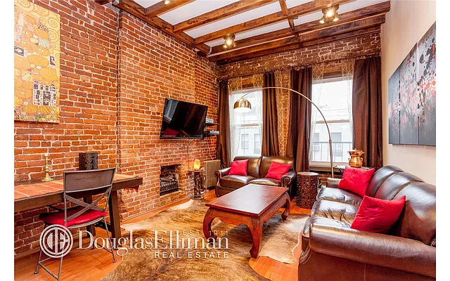 Sold by Douglas Elliman | media 15