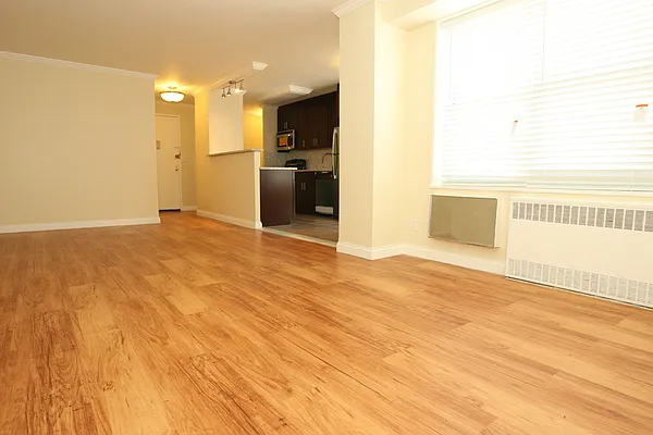 Rented by Global Equities Management | media 10