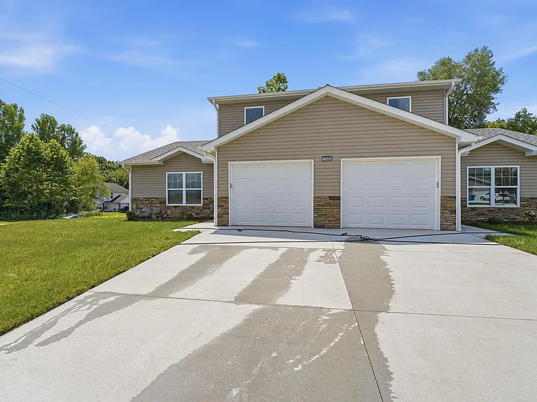 15405 Corbin Ct — Photo 19