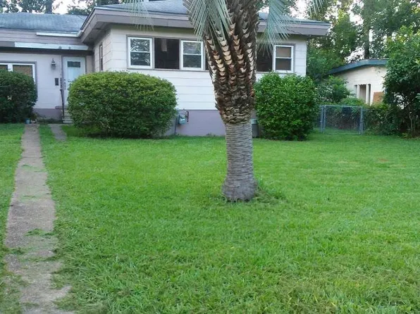 1646 Atkamire Dr, Tallahassee, FL 32304