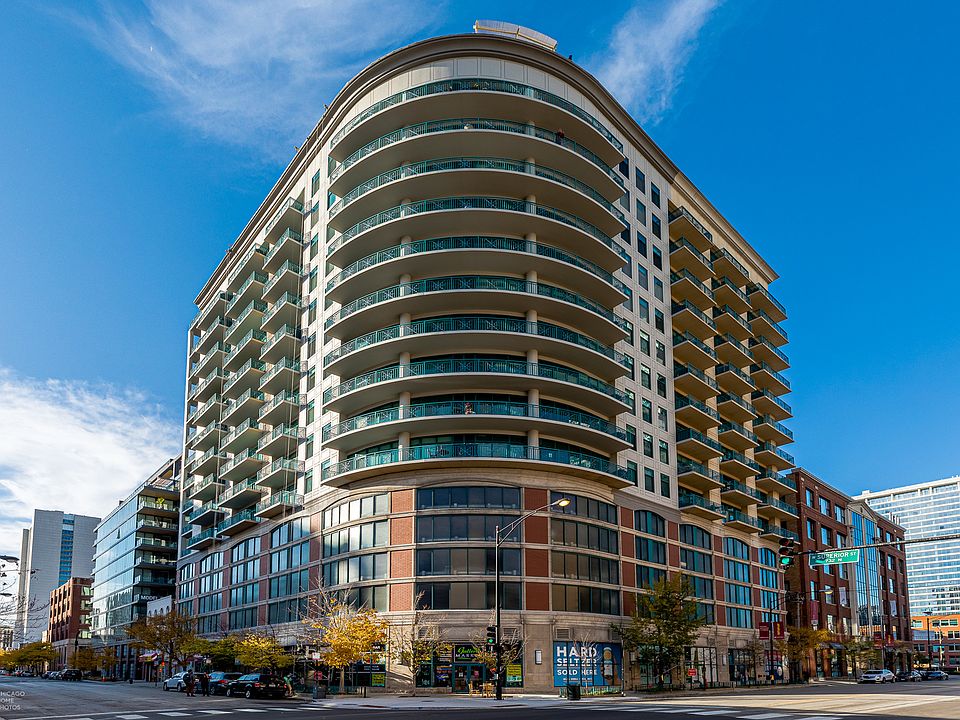 1st image of 340 W Superior St APT 1204
