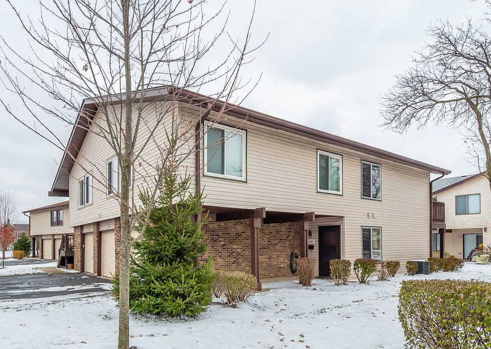 1st image of 1336 Kingsbury Dr Unit 2