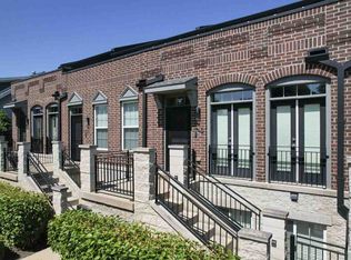 1745 Foster Rd, Iowa City, IA 52245