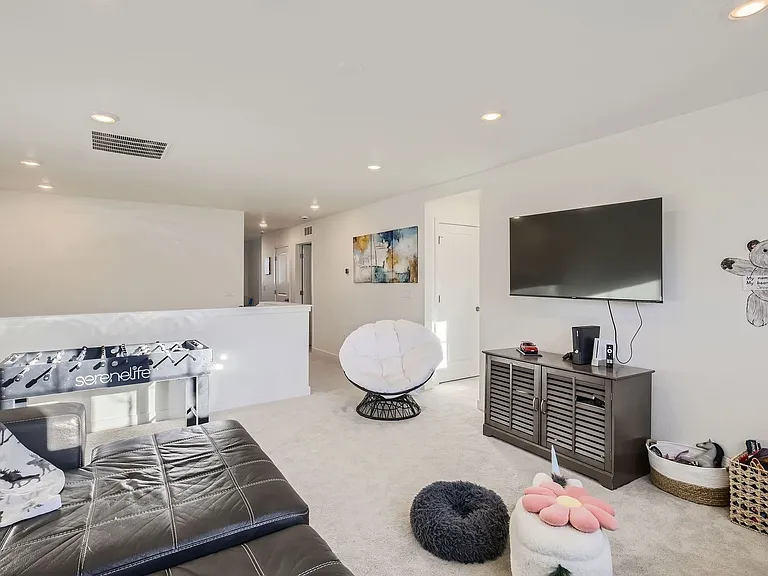 12885 Bay St — Photo 22