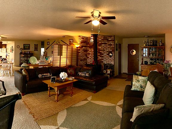 3rd image of 2980 Skyline Dr