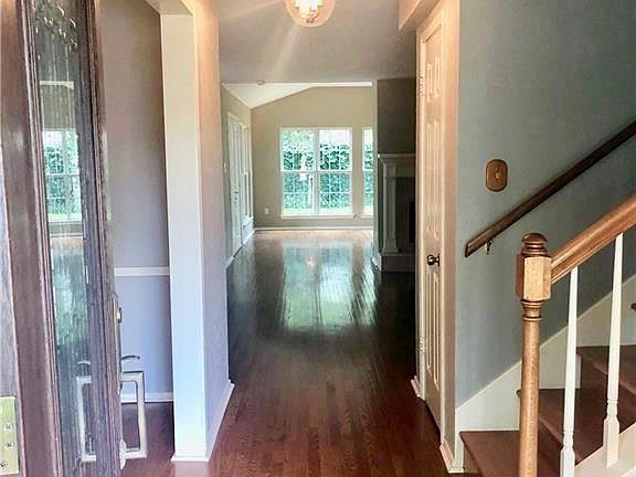 3rd image of 13036 Silver Creek Dr