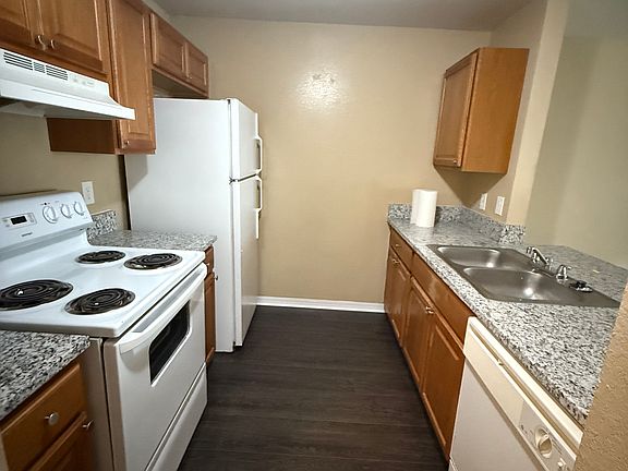 4th image of 8517 Island Breeze Ln Unit 207