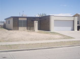 1504 Opossum Cir, Horizon City, TX 79928