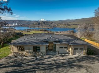 8174 Highway 14, Lyle, WA 98635