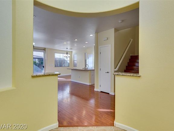 3rd image of 9163 Spumante Ave