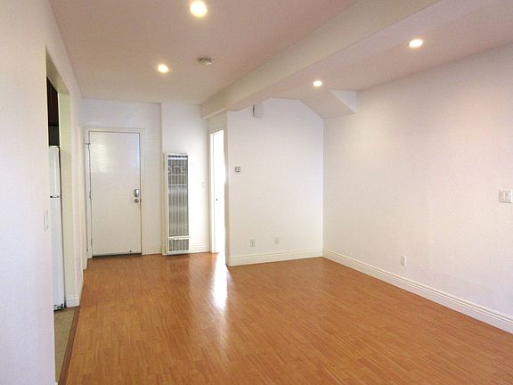 5th image of 17-21 Capp St #19