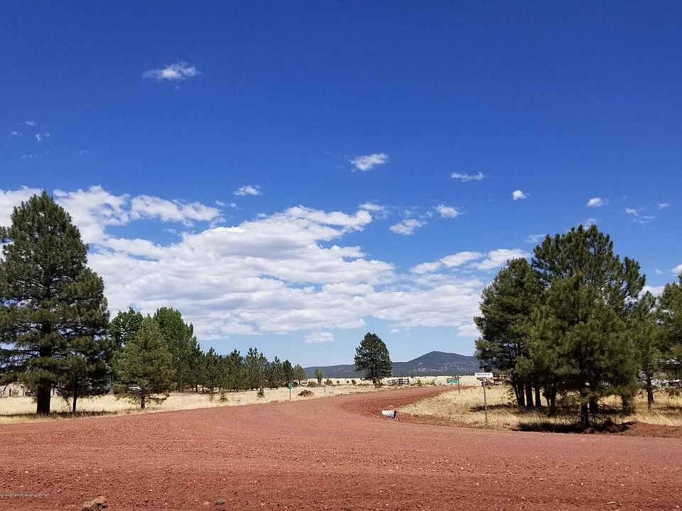 2nd image of 2880 S Peaks View Dr