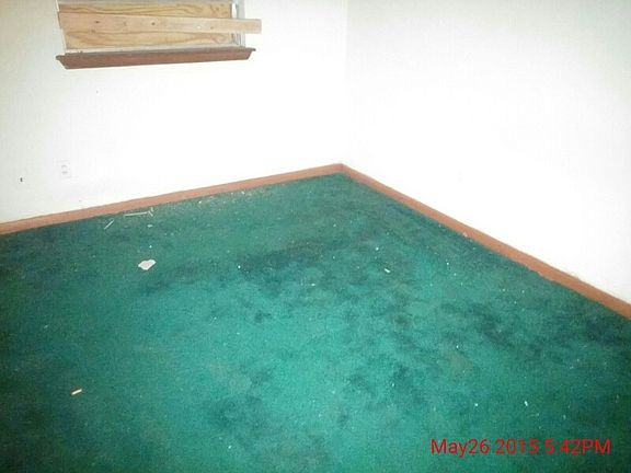 5th image of 5346 NW Columbia Ave