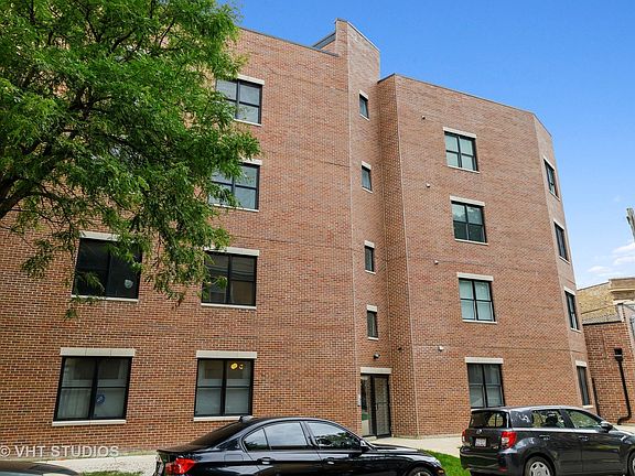 2nd image of 2509 W Argyle St #1N