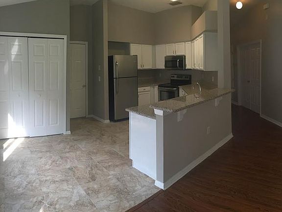 2nd image of 4341 Country Hills Blvd