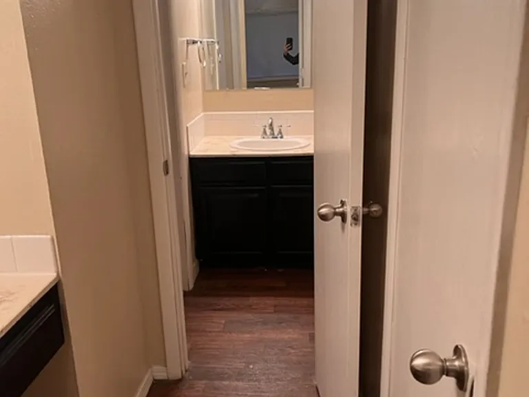 Parke East Townhomes — Photo 13