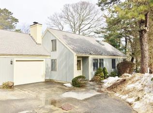 19 Friendship Ln, Brewster, MA 02631