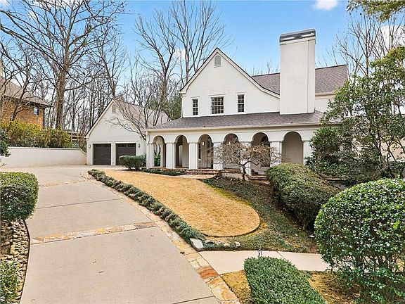 3rd image of 5680 Glen Errol Rd