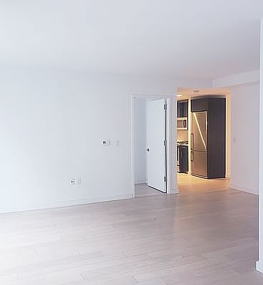 3rd image of 535 W 43rd St S #8H