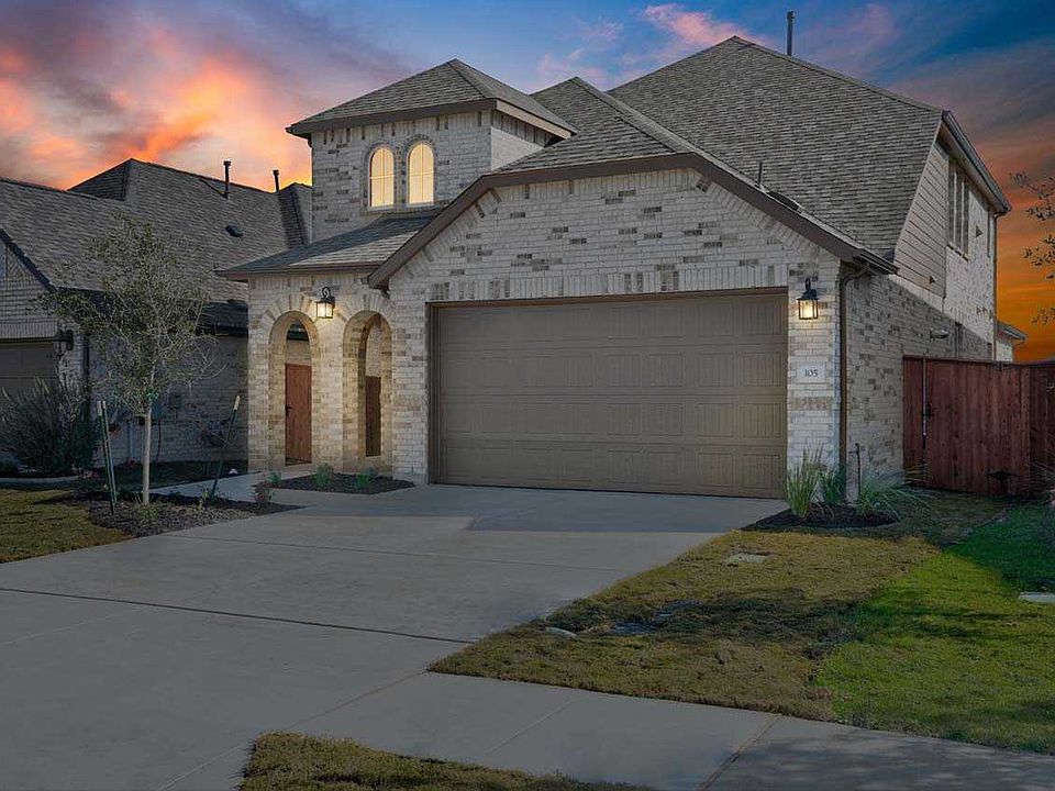 1st image of 105 Marina Dr
