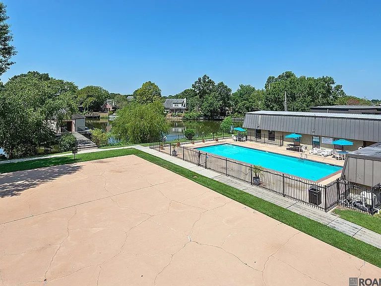 10300 W Winston Ave #6 — Photo 13