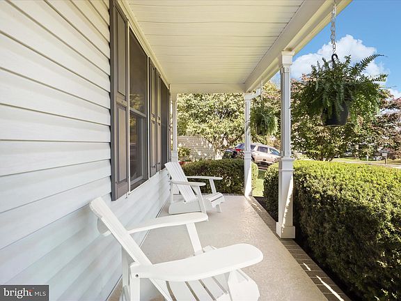 4th image of 5232 Belle Plains Dr