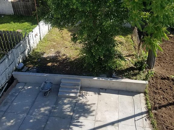 4th image of 951 Chancellor Ave #1-2-3