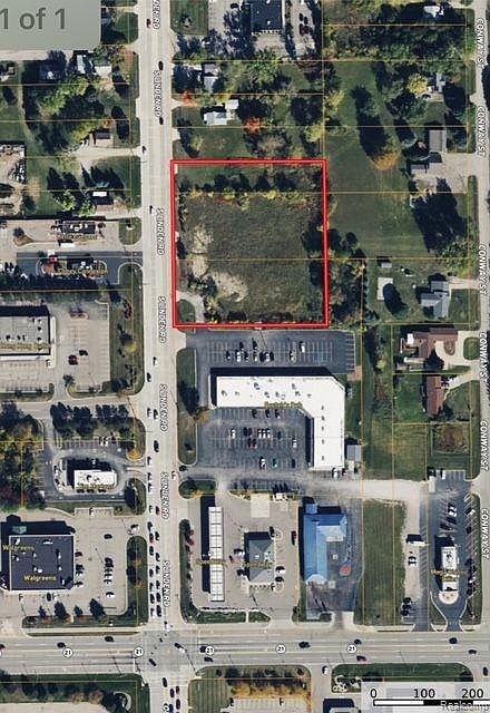 2nd image of 1455 S Linden Rd