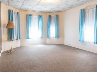 52 Wells Ave, Chicopee, MA 01020