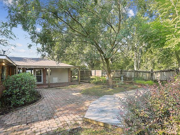 Back Fenced Patio