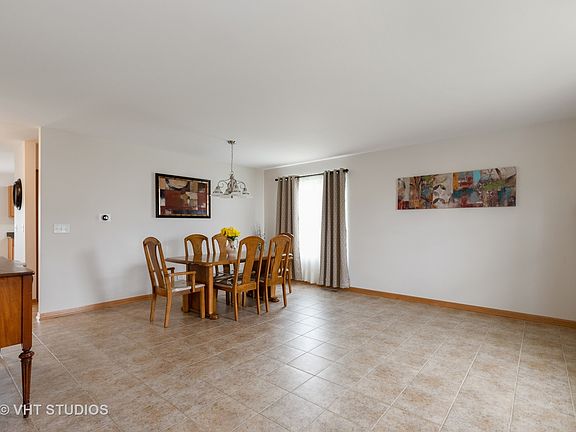 2nd image of 39798 Ackworth Ln