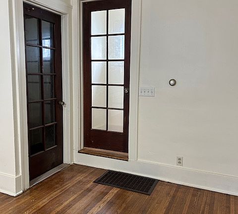 front entry, door to upstairs