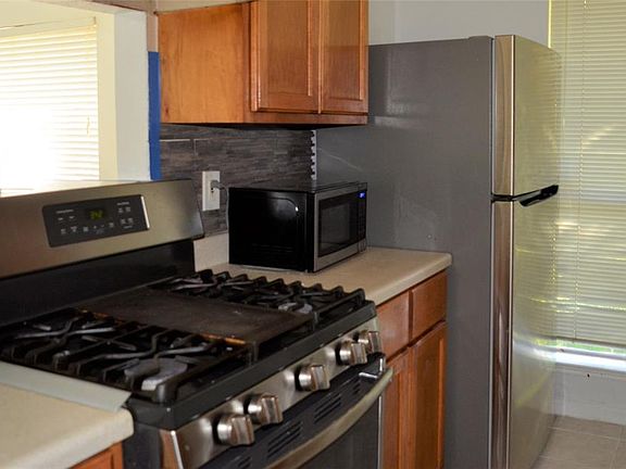 5th image of 20511 Broughwood Cir