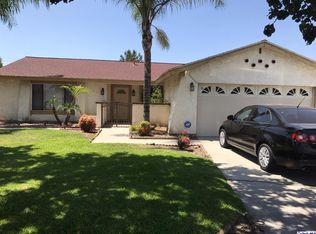 1409 S Valley Center Ave, Glendora, CA 91740