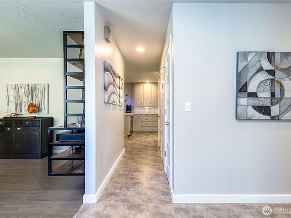 5th image of 1250 Jewel Lane